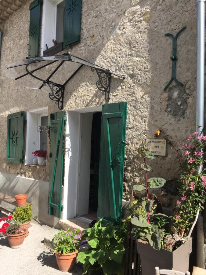 Ferienwohnung La Maison Des Soleils Soleilhas Exterior foto